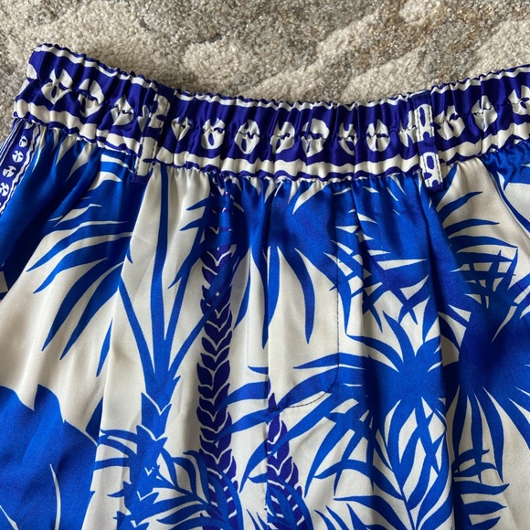 Zara // Printed Lake Como King Shorts // Size XS - Picture 3 of 10